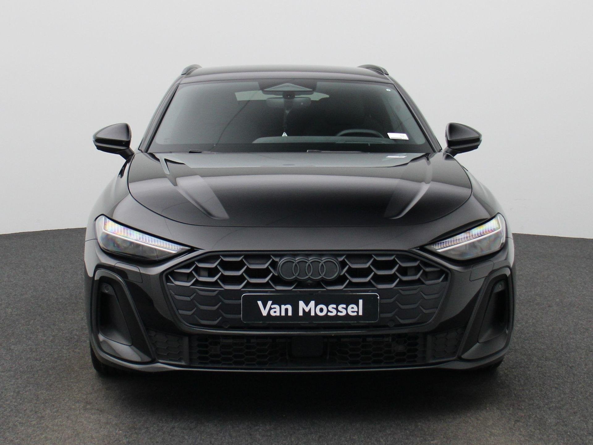 Audi A5 Avant 2.0 e-hybrid quattro S edition Competition 367, Auto's, 12 maanden, Gebruikt, 4 cilinders, Zwart