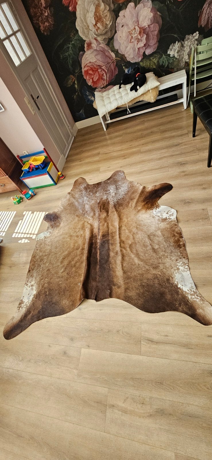 Prachtig koeienhuid vloerkleed - Bruin/Wit, Huis en Inrichting, 150 tot 200 cm, Ophalen of Verzenden, Zo goed als nieuw, Natuurlijk, Rustiek