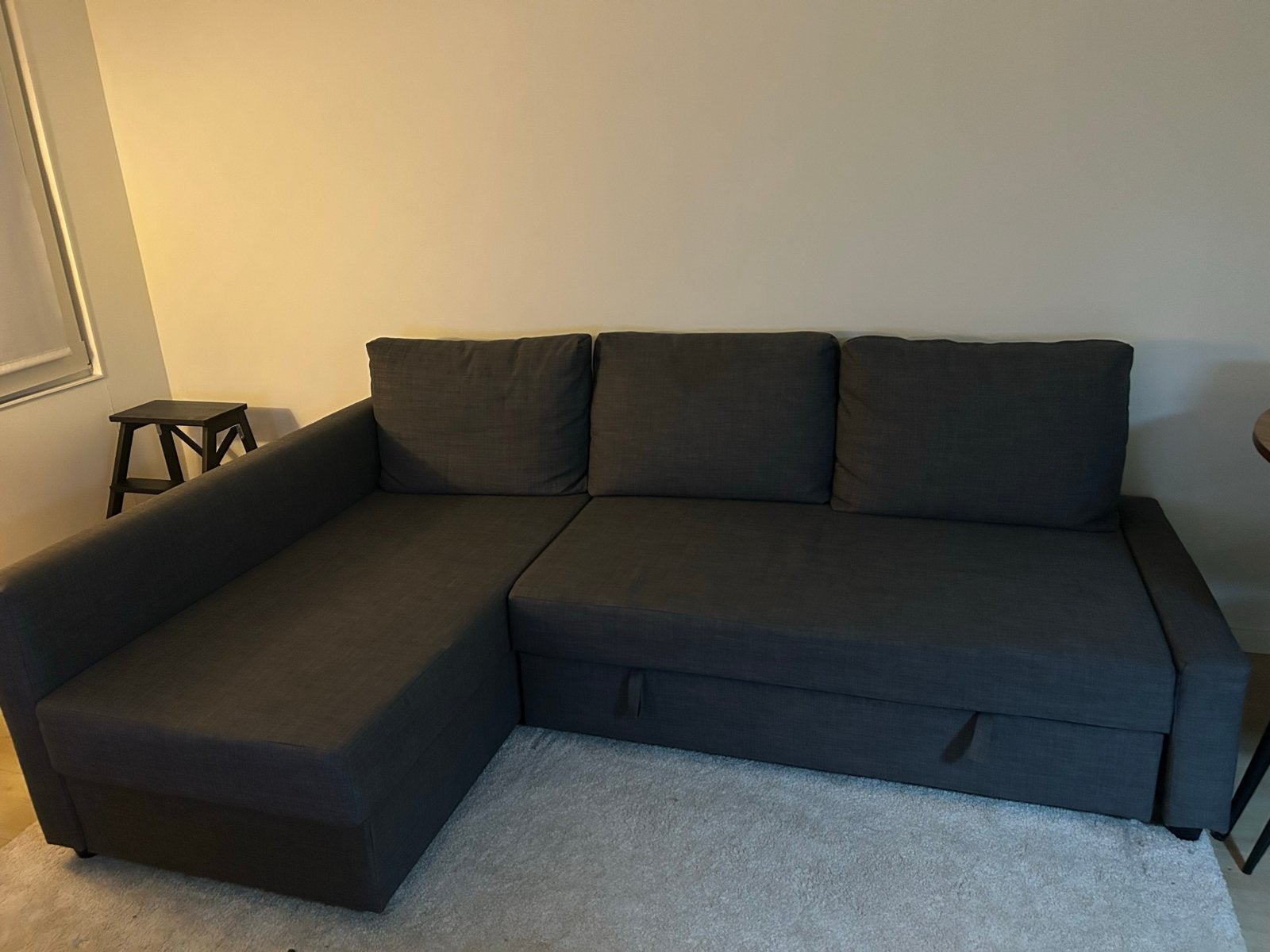 IKEA FRIHETEN slaapbank met opbergruimte, donkergrijs
