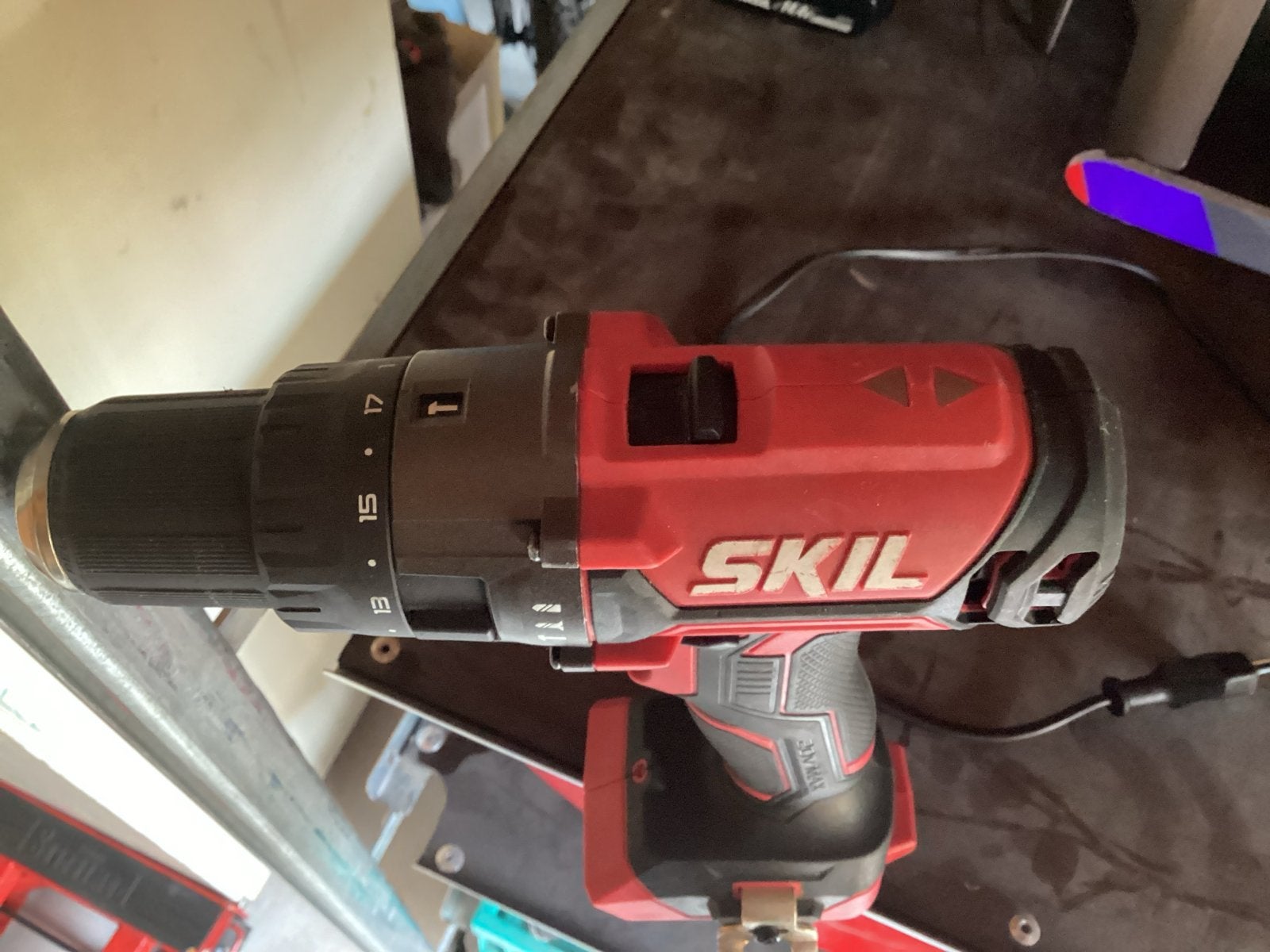 Foto 3 van SKIL CD1E3018D1 Accuboormachine - Zo goed als nieuw