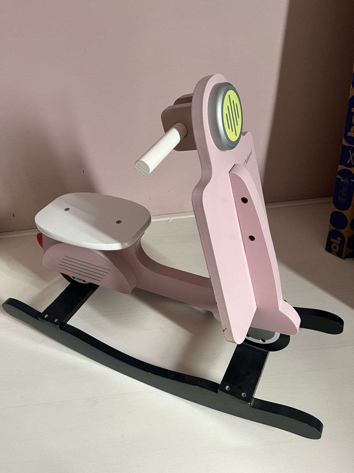 Childhome Schommel scooter, Ophalen, Zo goed als nieuw