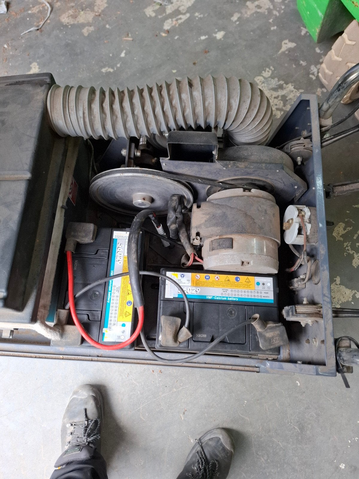 Dulevo S2 Industriële Veegmachine - Batterij Aangedreven, Ophalen, Overige merken, Gebruikt, Draadloos