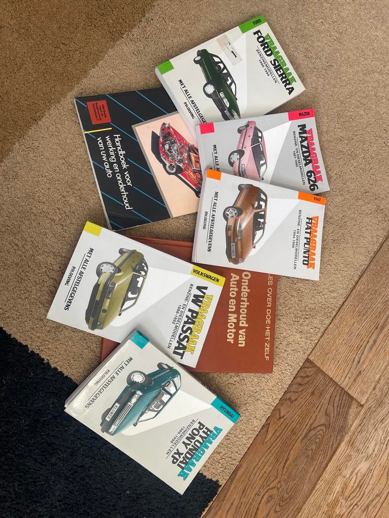 Handboeken Autoonderhoud & Vraagbaken VW, Hyundai, Fiat, Maz, Ophalen of Verzenden, Gelezen, Algemeen