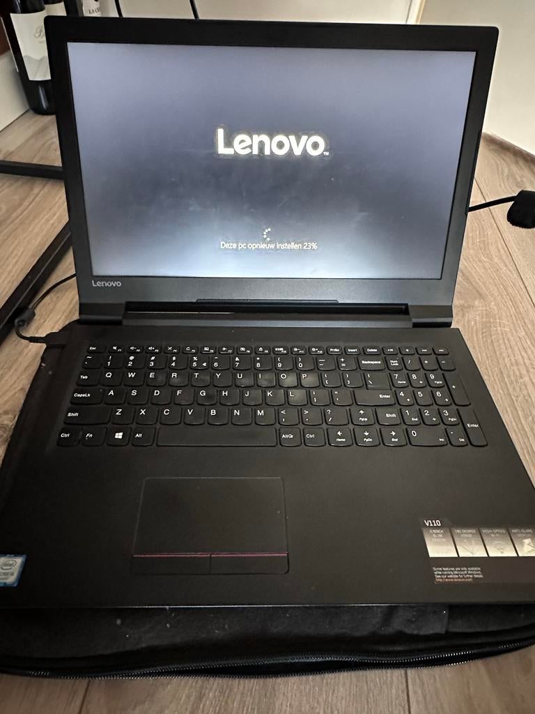 Lenovo V110 Laptop, Gebruikt, Ophalen of Verzenden, Onbekend, 15 inch