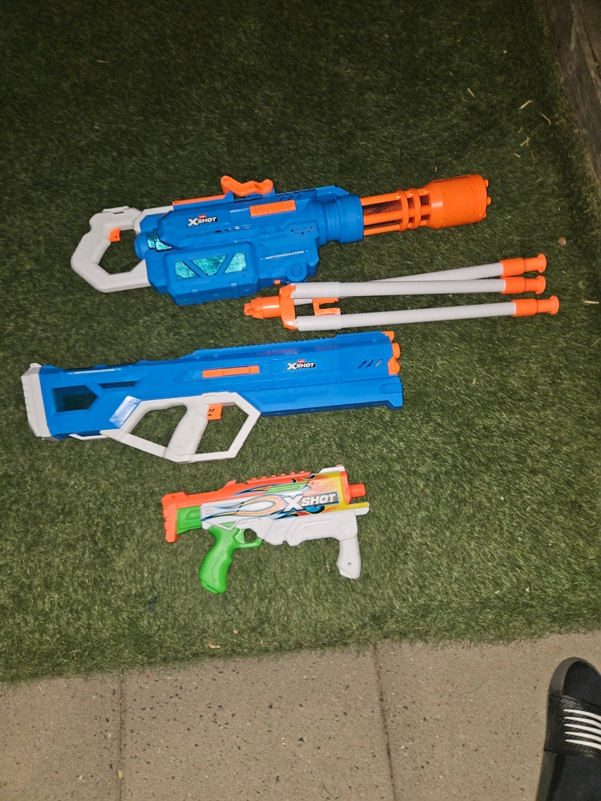 3x Waterpistolen: Elektrische Minigun, Elektrisch, Normaal, Ophalen, Zo goed als nieuw