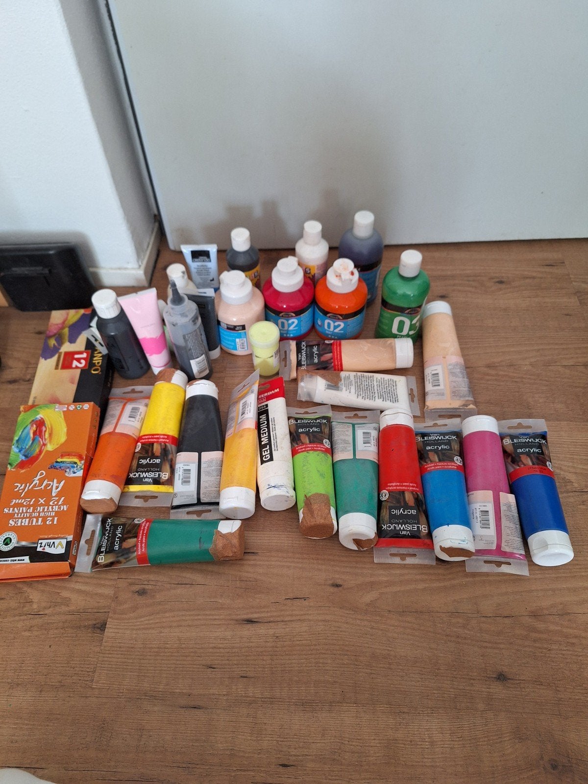Grote collectie acrylverf, Ophalen of Verzenden