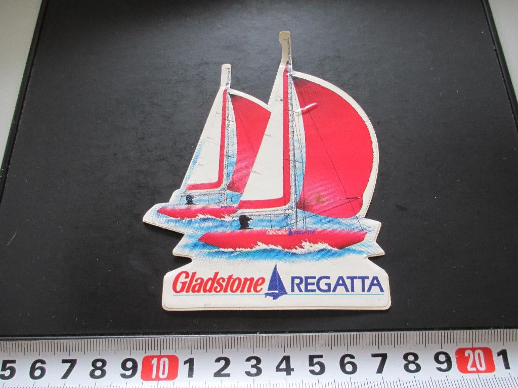 sticker tabak zeilen - gladstone regatta, Verzamelen, Ophalen, Zo goed als nieuw
