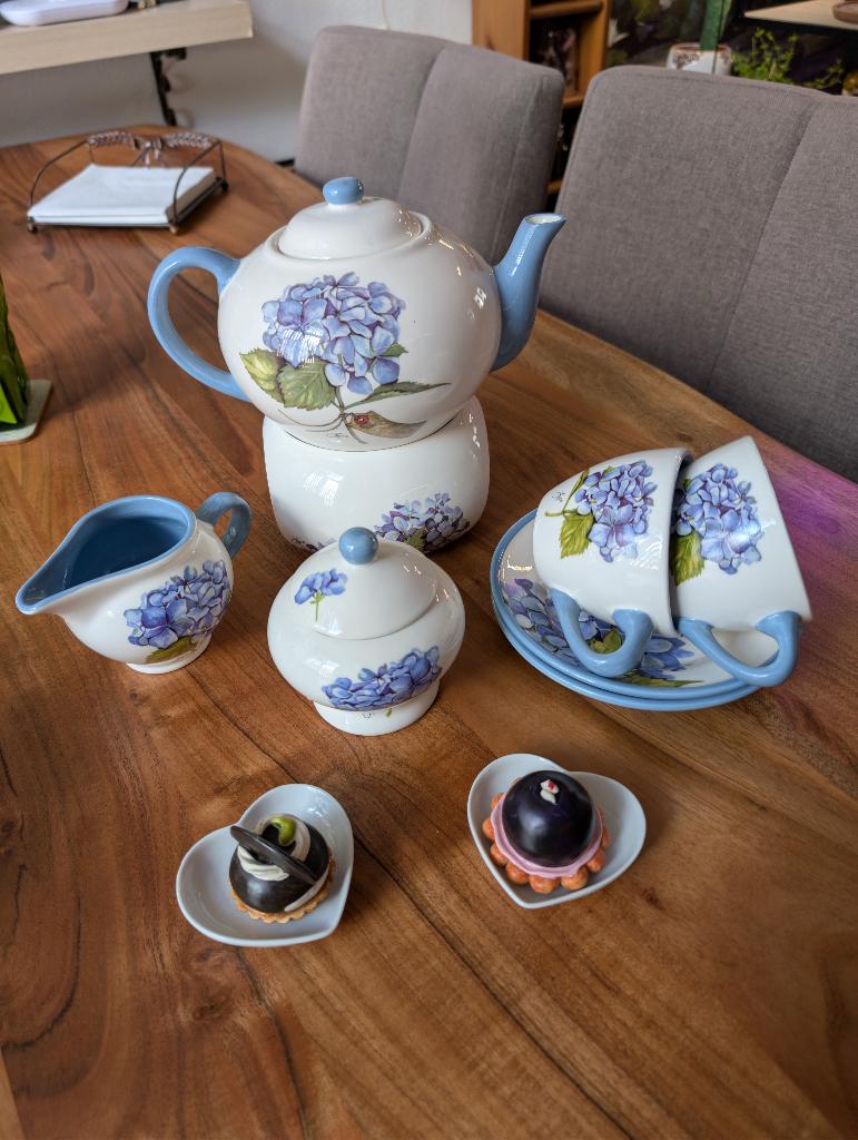 Jet ter Steege Theeservies Hortensia, Huis en Inrichting, Keuken | Servies, Ophalen, Overige typen, Zo goed als nieuw, Overige stijlen