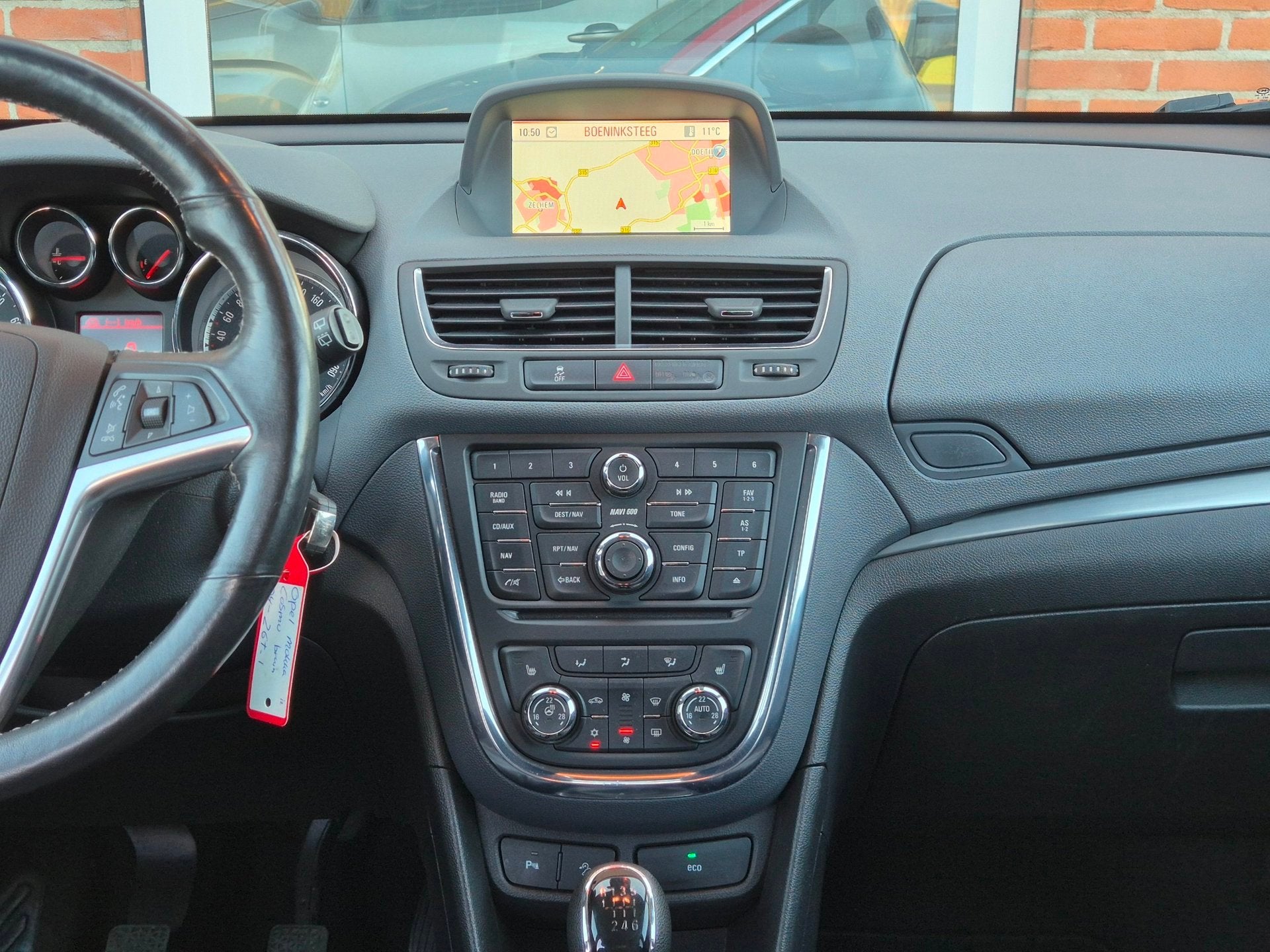 Opel Mokka 1.4 T Cosmo 4x4 140PK 5drs clima, cruise, navi, p, Auto's, Navigatiesysteem, Euro 5, 1325 kg, Gebruikt