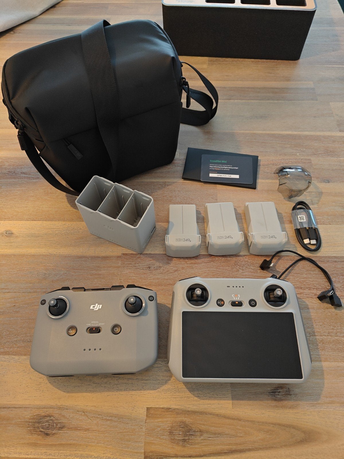 Fly more set DJI mini 3 pro - EXCL Drone!, Ophalen of Verzenden, Zo goed als nieuw, Cameradrone, DJI