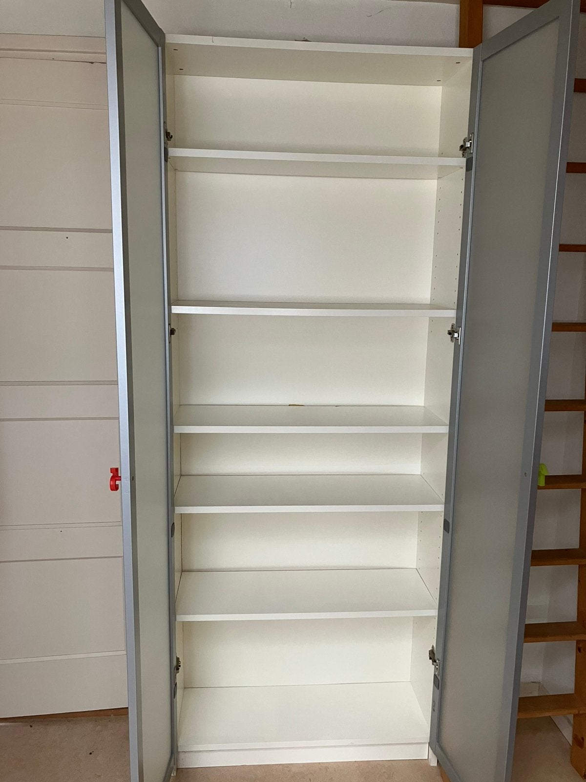 Billy Ikea met twee matglas deuren, Ophalen, 50 tot 100 cm, 25 tot 50 cm, Gebruikt