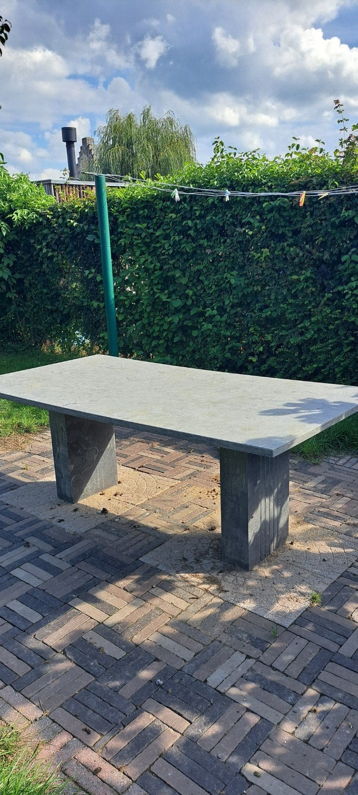 Granieten tuintafel - 2 stuks vanaf 50,*, Ophalen, Gebruikt, Rechthoekig, Overige materialen