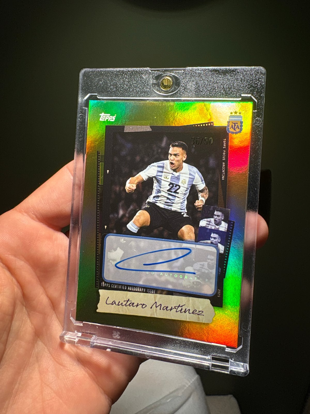 Lautaro Martinez Gesigneerde Kaart Topps Focus Argentinië, Ophalen of Verzenden, Zo goed als nieuw, Buitenlandse clubs, Spelerskaart