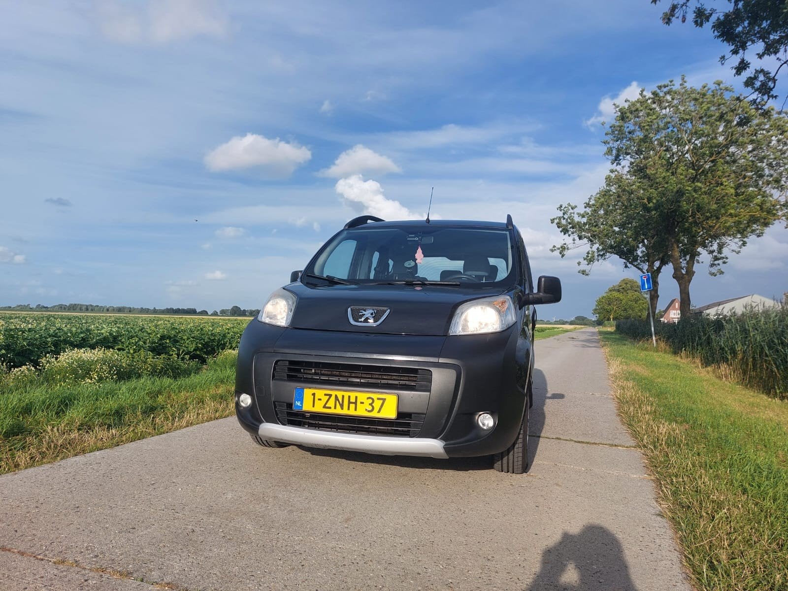 Peugeot Bipper 1.3 Hdif 55KW 2012 Zwart, Voorwielaandrijving, 74 pk, 400 kg, Zwart