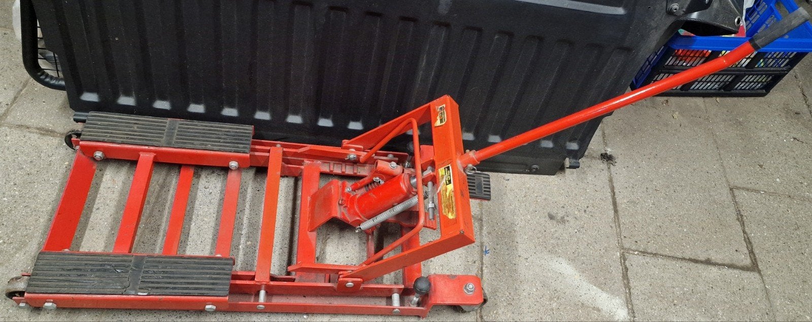 Motorkrik (tot 650kg), Motoren, Ophalen