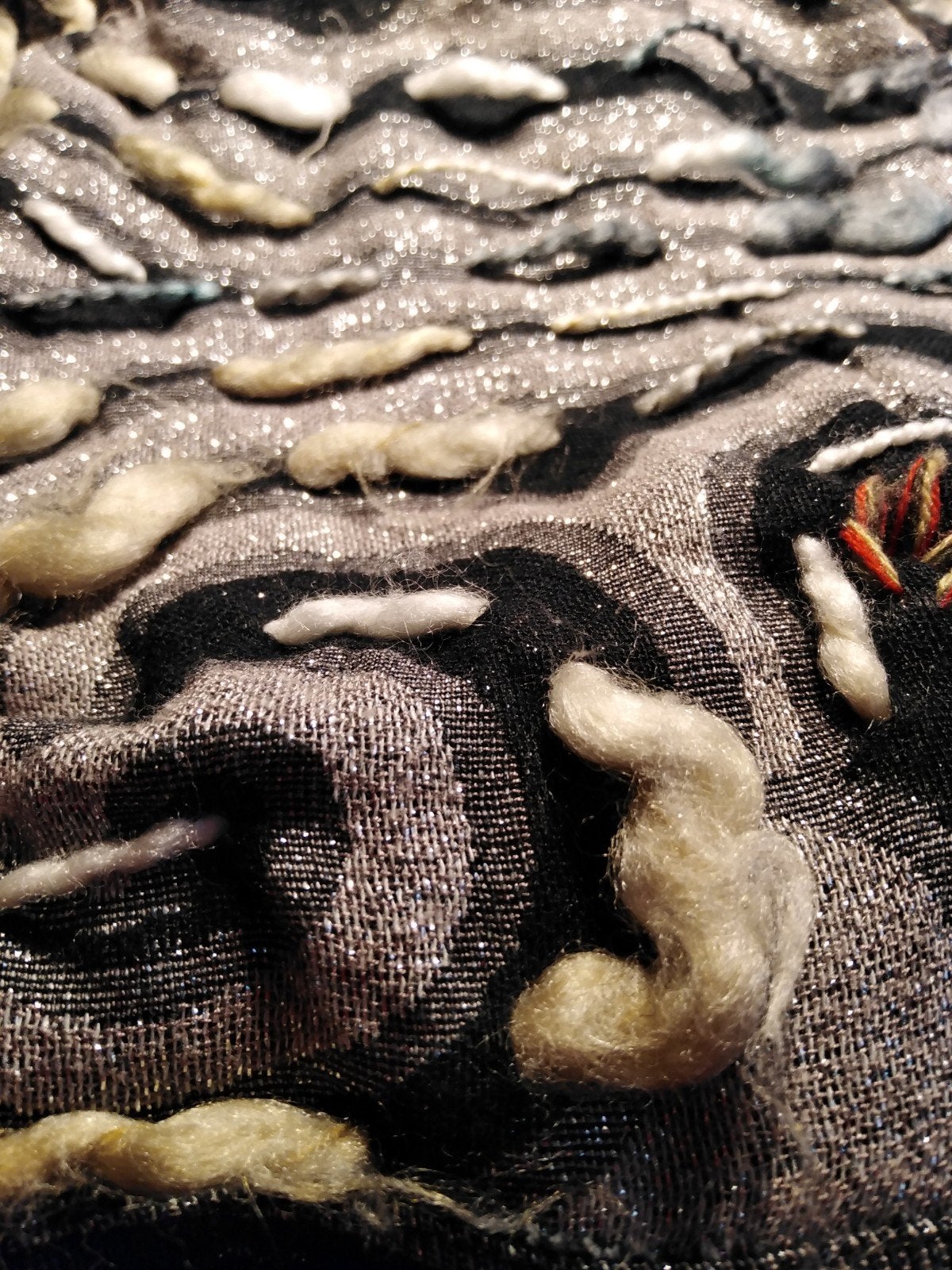 Unieke bijzondere geborduurde viscose omslagdoek sjaal, Ophalen of Verzenden, Zo goed als nieuw, Sjaal, Maat 46/48 (XL) of groter
