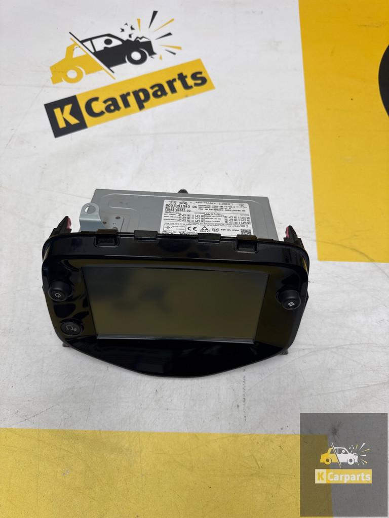 Auto Navigatie Carplay Peugeot 108 c1 Aygo 86140-yv010, Info@fabrikant.eu, Fabrikantstraat 1
1000 AA  Amsterdam, NL, Ophalen of Verzenden
