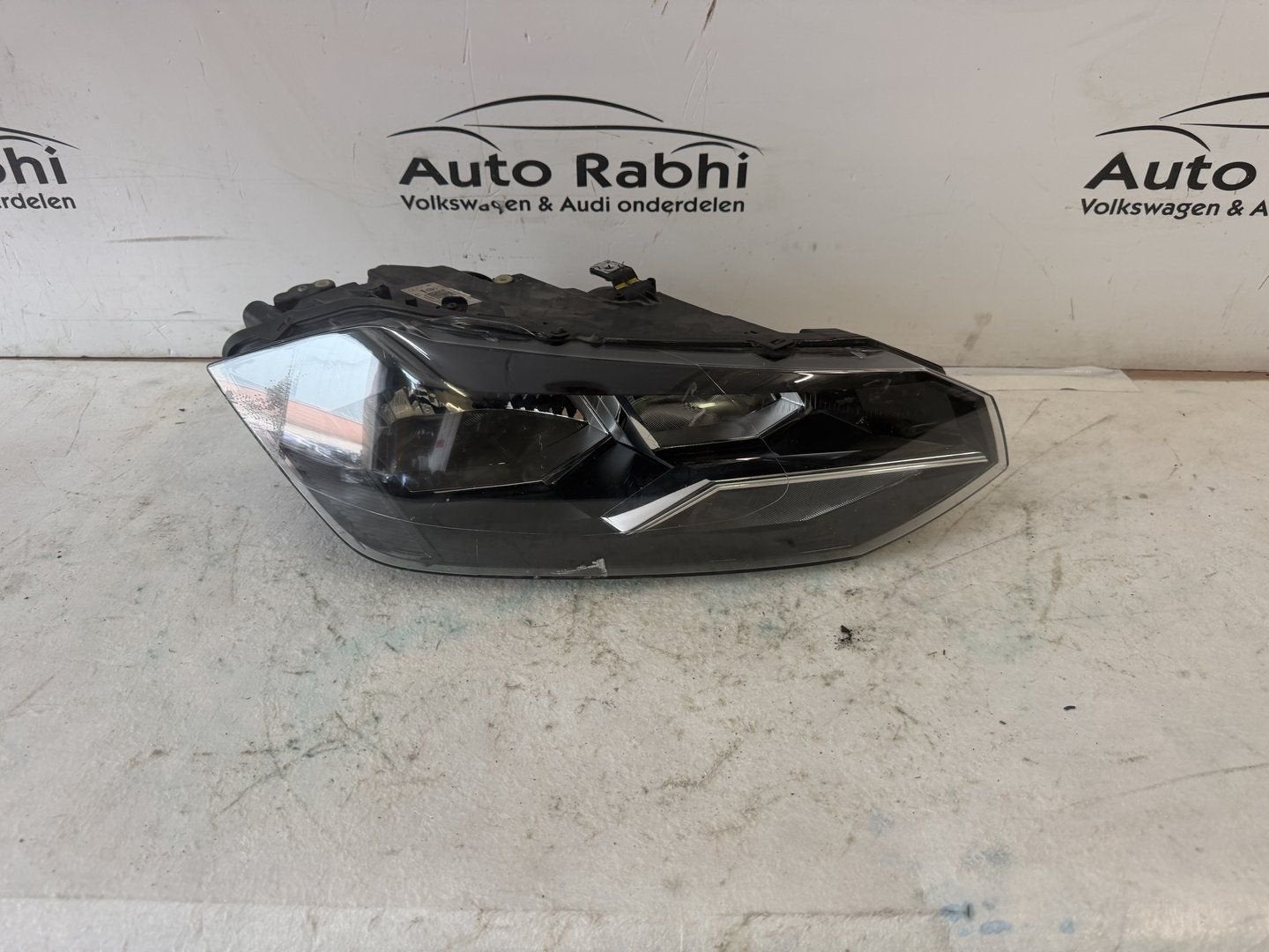 VW Polo 2g Koplamp Rechts 2G1941006, Auto-onderdelen, Gebruikt, -, -, Ophalen of Verzenden