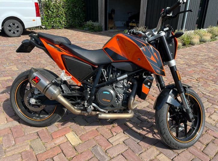KTM Duke 690 2016 Akrapovic, Motoren, Particulier, Naked bike