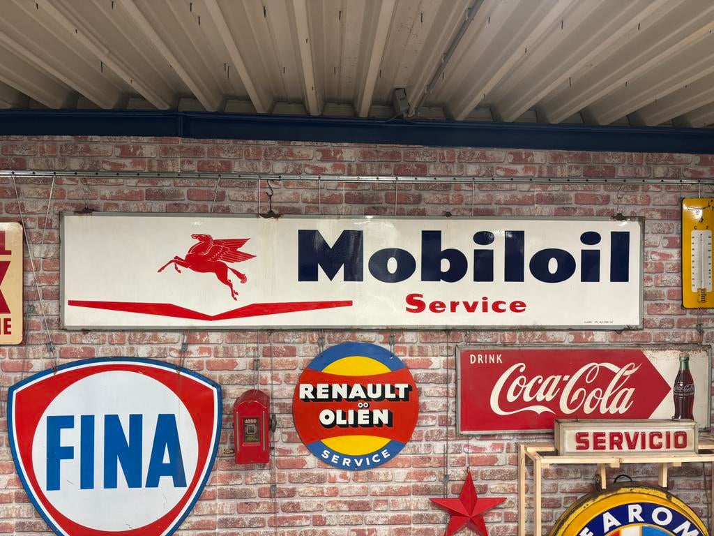 Emaille reclamebord Mobiloil Pegasus, Ophalen, Gebruikt, Reclamebord