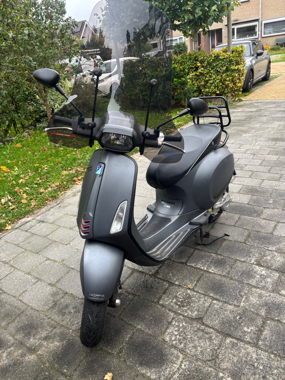 Vespa Sprint 2016 - Matgrijs, Ophalen, Gebruikt, Overige modellen, Maximaal 45 km/u
