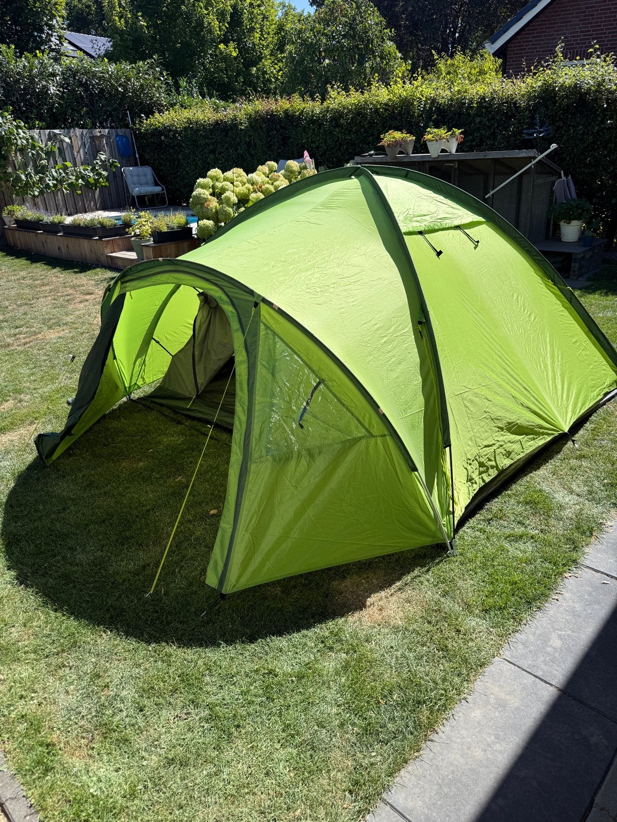 Crivit 3-persoons koepeltent - Ideaal voor kamperen, Caravans en Kamperen, Ophalen, Zo goed als nieuw, Tot en met 3