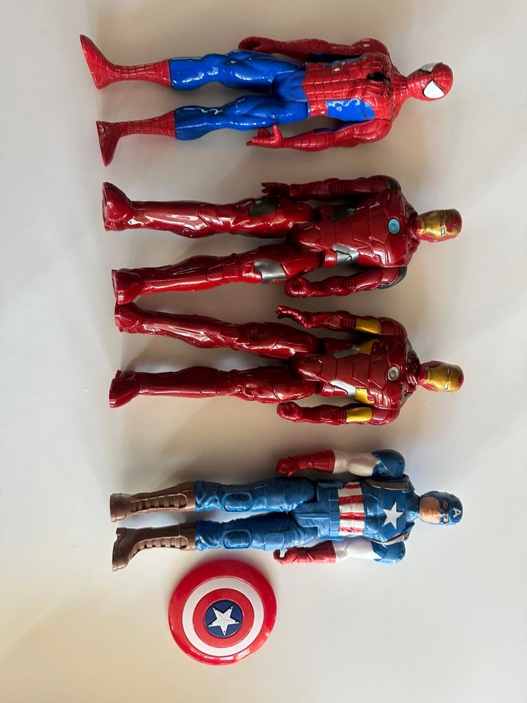 Grote Avengers poppen, Watersport en Boten, Ophalen of Verzenden, Gebruikt, Overige typen