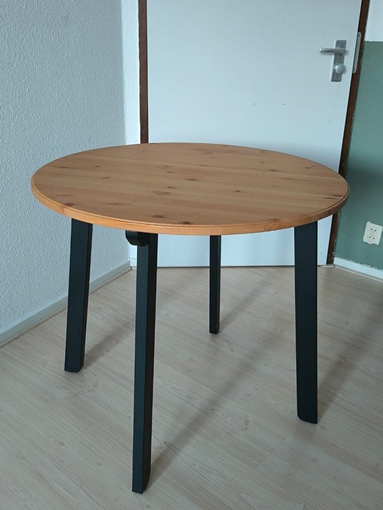 IKEA GAMLARED ronde eettafel zwart/grenen 85 cm, Ophalen, Gebruikt, 50 tot 100 cm, Rond