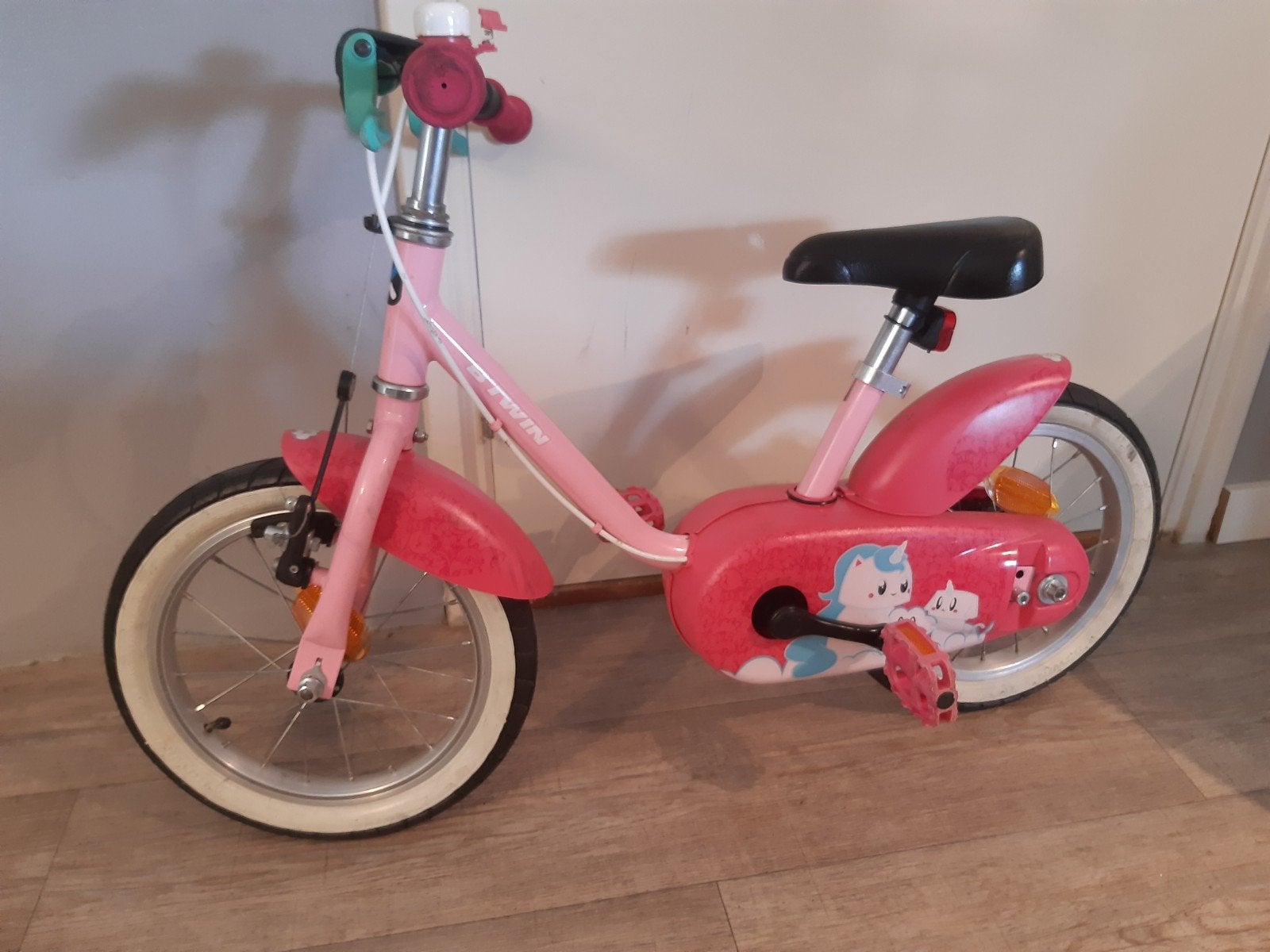 14 inch B TWIN KINDERFIETSJE.alleen handrem., Ophalen of Verzenden, Gebruikt, Minder dan 16 inch