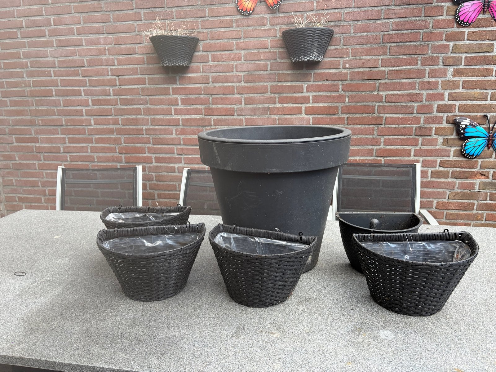 Diverse bloempotten en plantenbakken, Ophalen, Kunststof, Gebruikt, Binnen