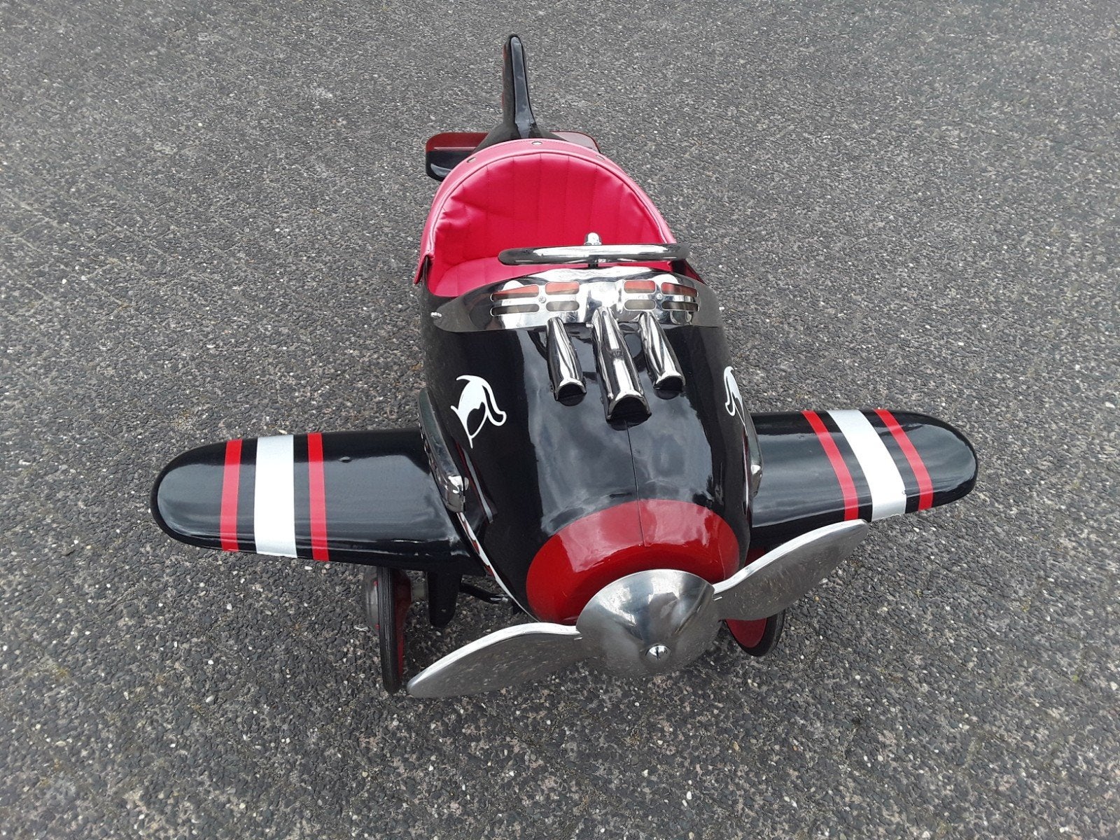 Zeer mooi trapvliegtuig, pedalplane. Shark Attack Plane., Antiek en Kunst, Ophalen
