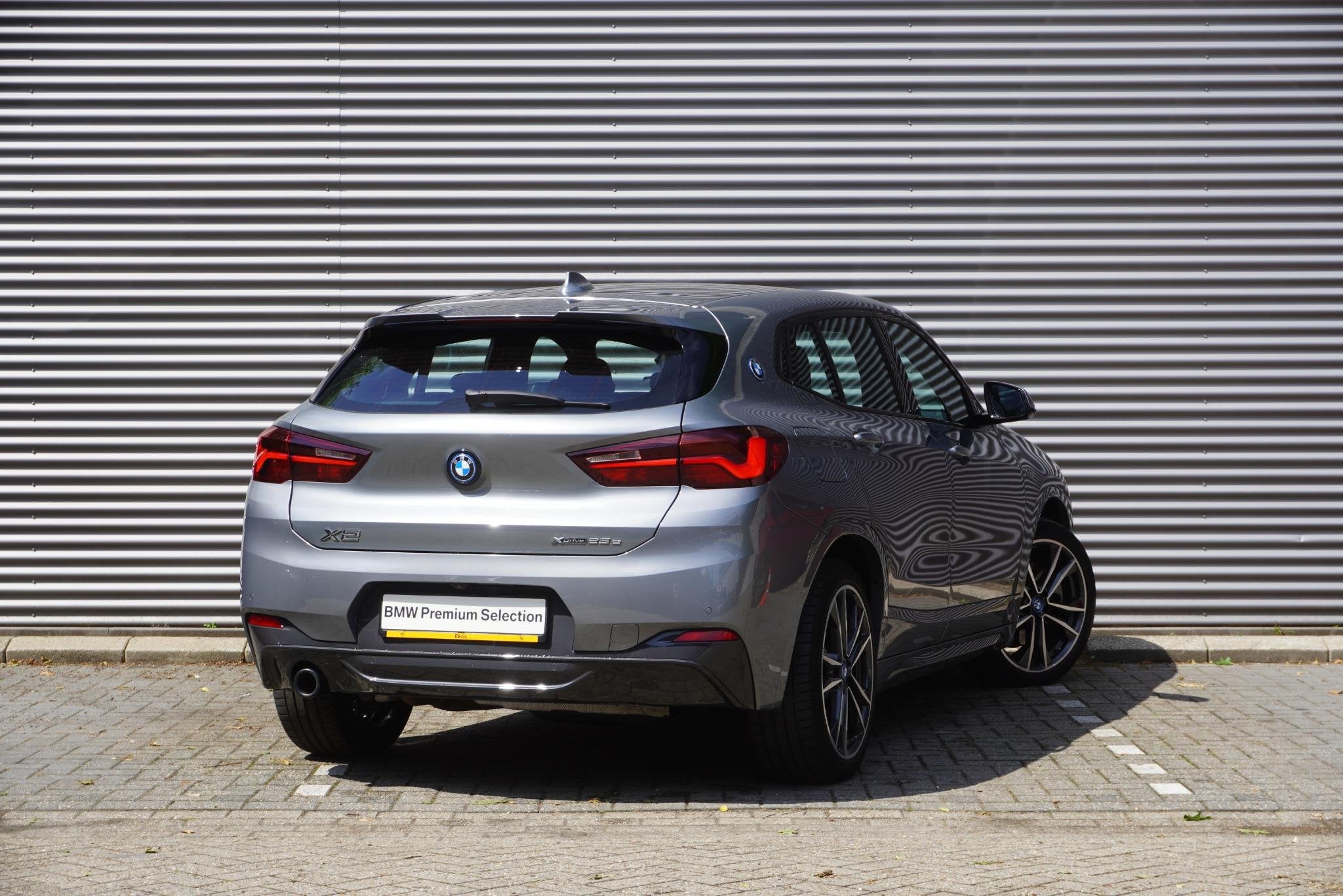 BMW X2 xDrive25e High Executive | M Sportpakket | Stuurwielr, Automaat, X2, Met garantie (alle), Bedrijf