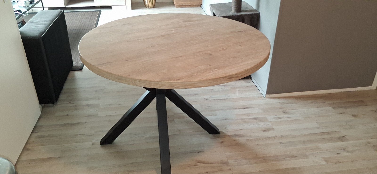 Ronde eettafel Ø120 cm, Gebruikt, Rond, Ophalen of Verzenden, 100 tot 150 cm
