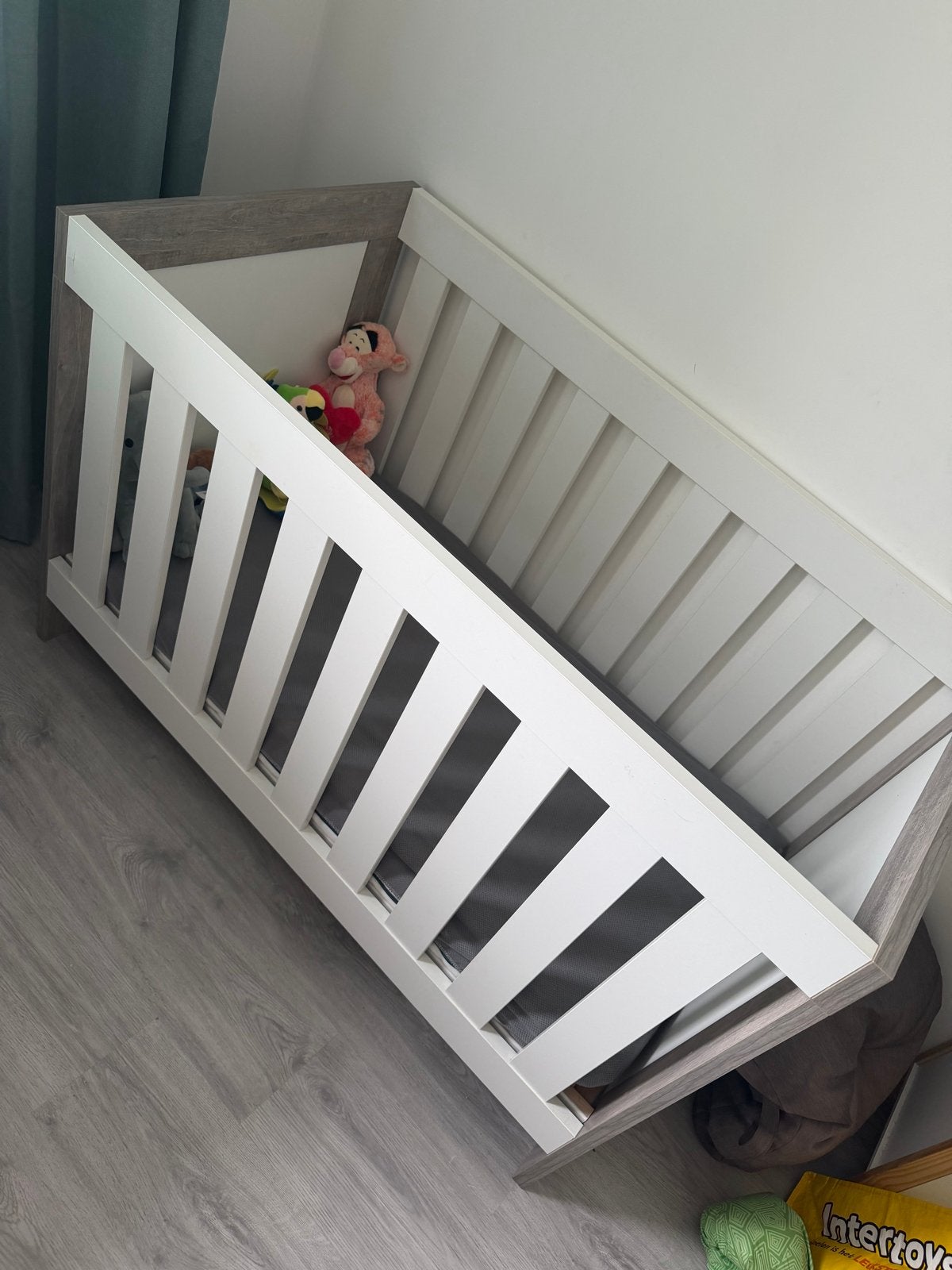 Zo goed als nieuw ledikantje met commode, Ophalen, Zo goed als nieuw, Ledikant