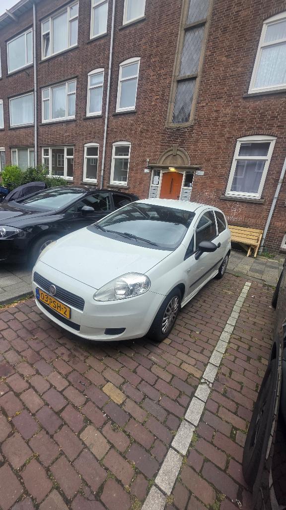 FIAT Punto 1.3 Multijet Diesel – EXPORT/HANDEL, Auto's, Fiat, Voorwielaandrijving, Euro 5, 28 km/l, Zwart