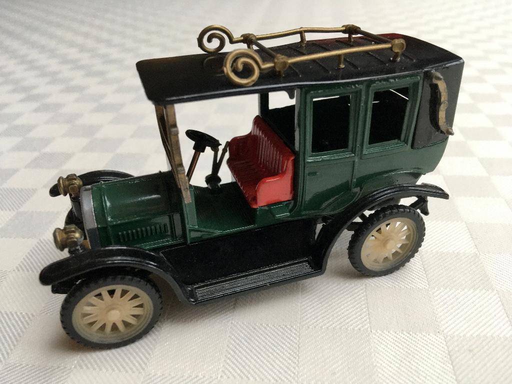 Miniatuurauto / oldtimer 'Mercedes Benz limousine' uit 1910, Hobby en Vrije tijd, Modelauto's | 1:43, Zo goed als nieuw, Auto