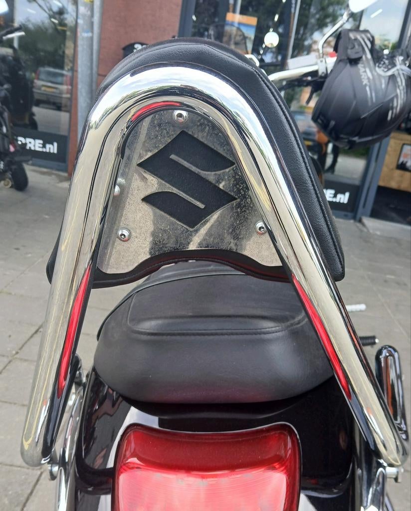 GEZOCHT rugsteun suzuki intruder 1800, Motoren, Onderdelen | Suzuki, Ophalen of Verzenden, Gebruikt