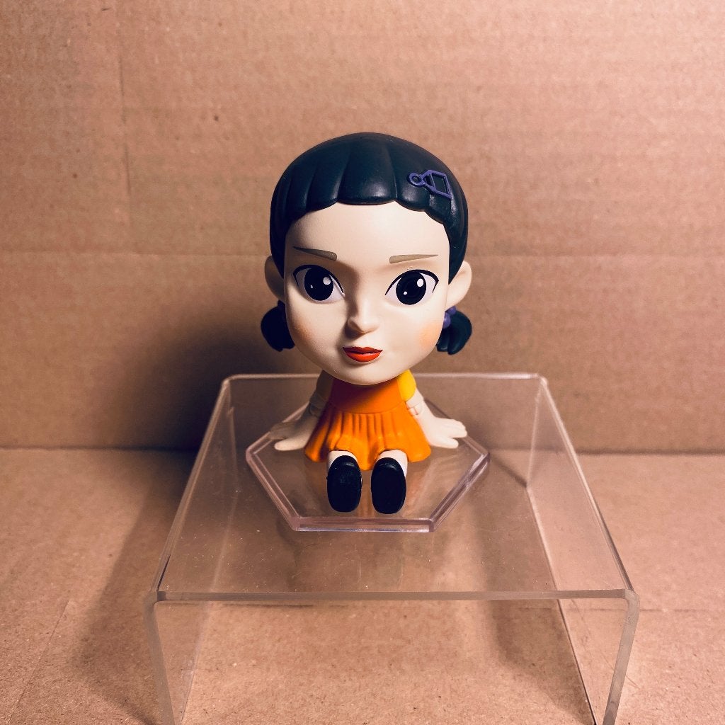 Squid Game | Young-Hee (Squid Game Doll) Bobble Hero, Ophalen of Verzenden, Zo goed als nieuw
