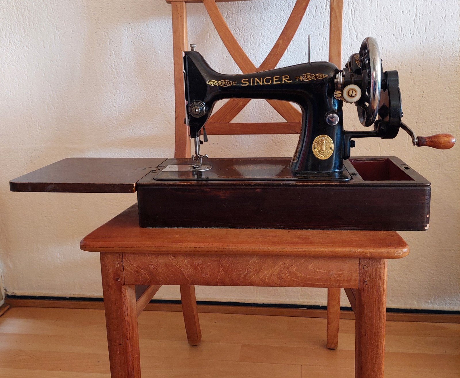 Antieke Singer Naaimachine No. 99 met handleiding, Ophalen