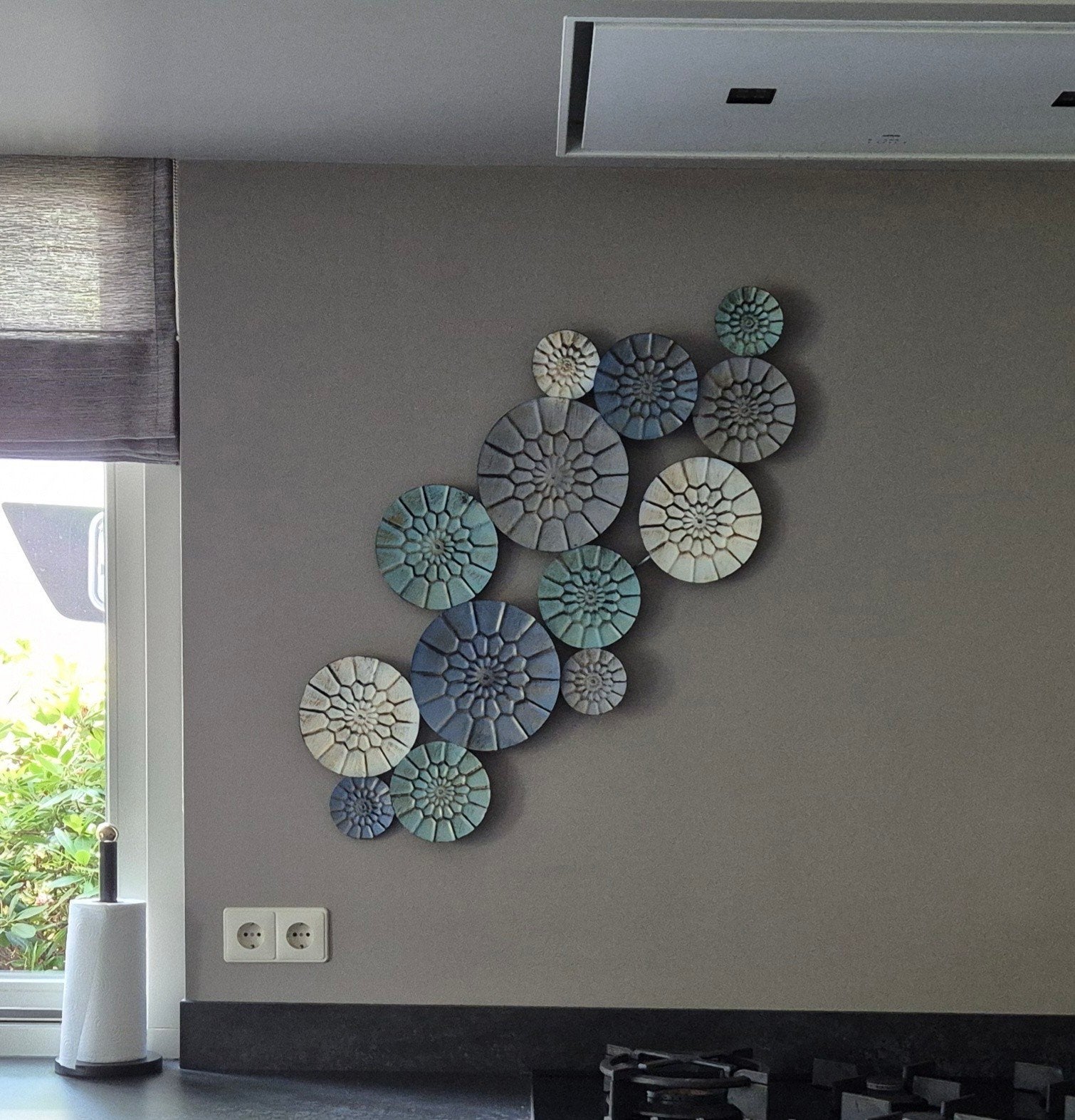 Moderne Wanddecoratie: Metalen Cirkels in Blauw/Groen, Ophalen, Metaal, Wandsculptuur, Meerkleurig