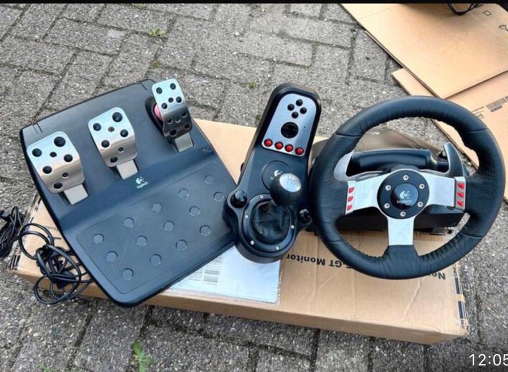 Logitech G27 Racestuur met Shifter en Pedalen, Ophalen, Racestuur, Nieuw, PC