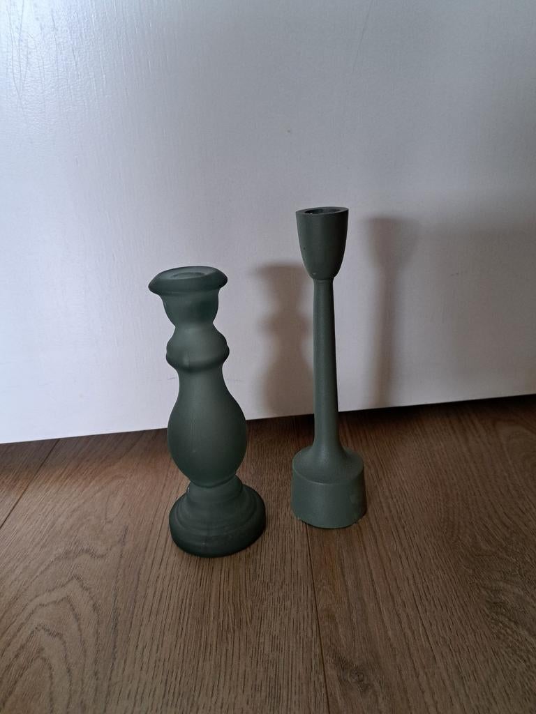 Set van 2 groene kandelaars: glas en metaal, Antiek en Kunst, Ophalen of Verzenden, Glas