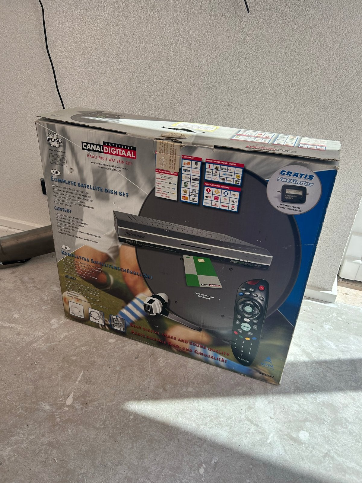 Canal Digitaal Complete Satelliet Schotelset met Satfinder, Ophalen of Verzenden, Nieuw, (Schotel)antenne, Overige merken