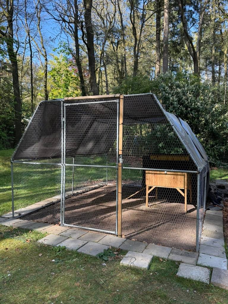 Kippen ren 3x4x2m of voor andere dieren, Ophalen, Zo goed als nieuw, Drinken en Voederen