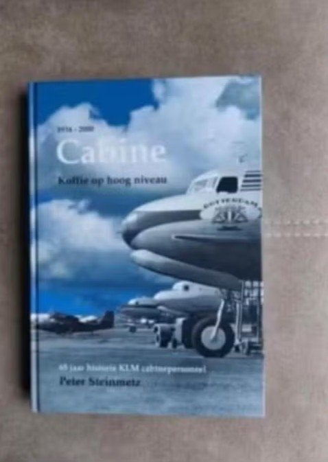 Cabine-Koffie op hoog niveau (KLM Cabinepersoneel)Gesigneerd, Ophalen of Verzenden, Zo goed als nieuw, Boek of Tijdschrift
