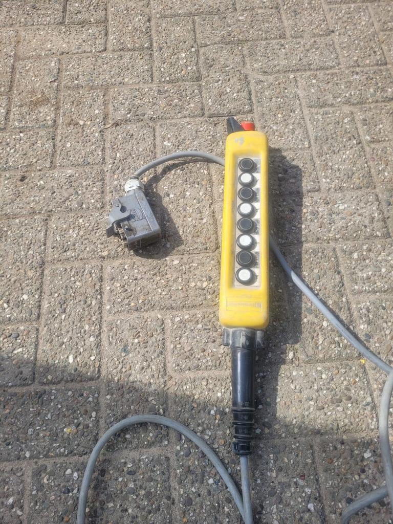 Gebruikte Lemasko Lijmkraan (Elementen Steller), Ophalen, Gebruikt