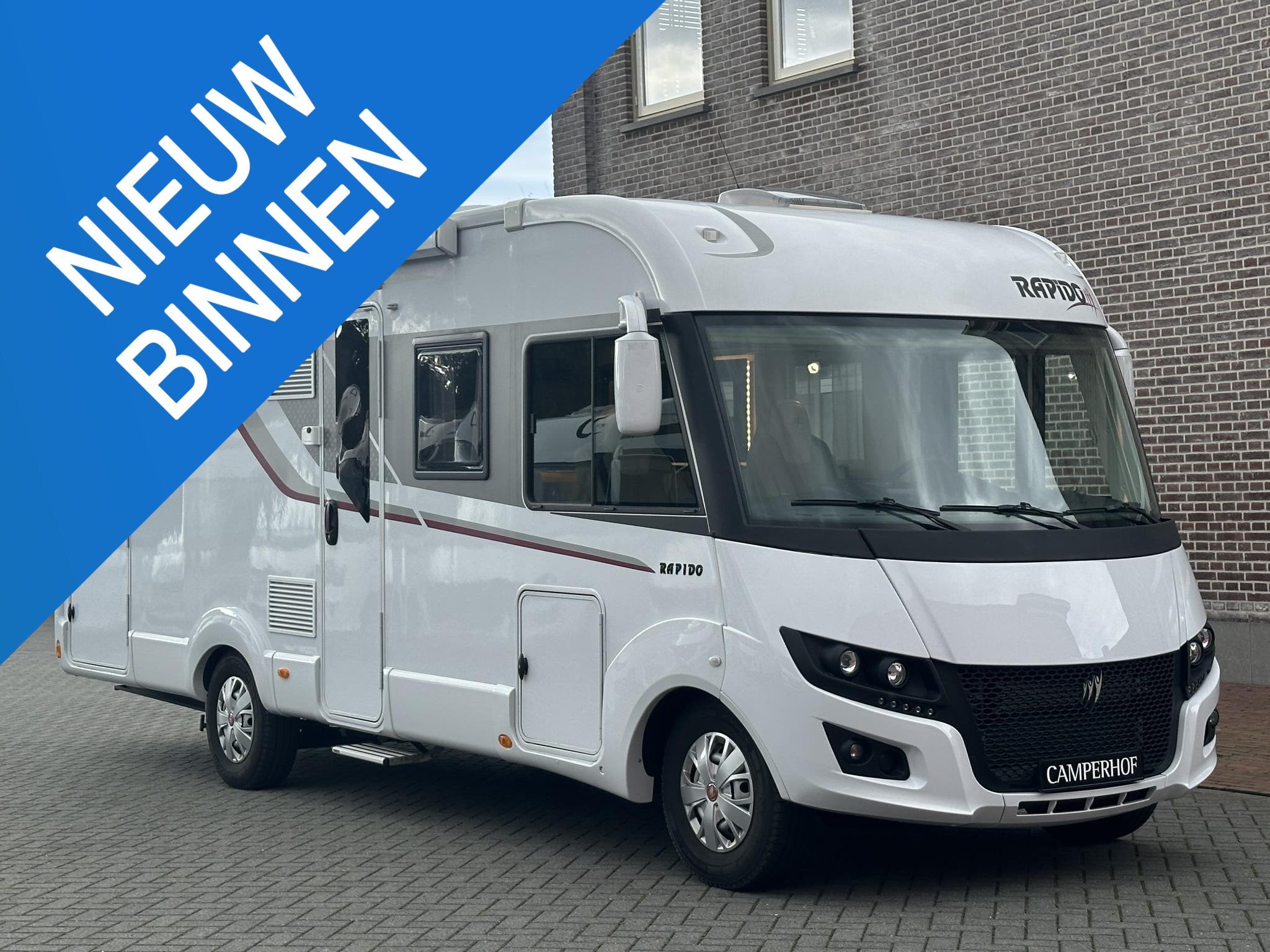 Rapido 896F geen hefbed, dakairco, 4.400 kg, 180 Pk, Tot en met 2, 7 tot 8 meter, Bedrijf, Diesel