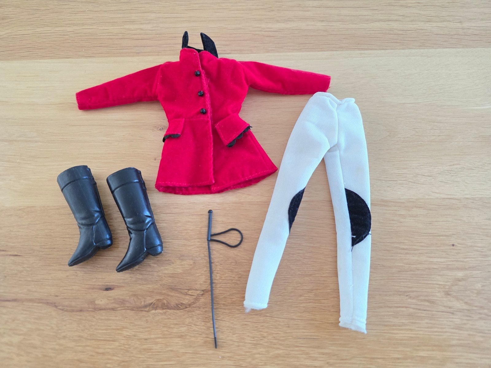 Barbie vintage Horse Riding set, Ophalen of Verzenden, Gebruikt, Kleertjes