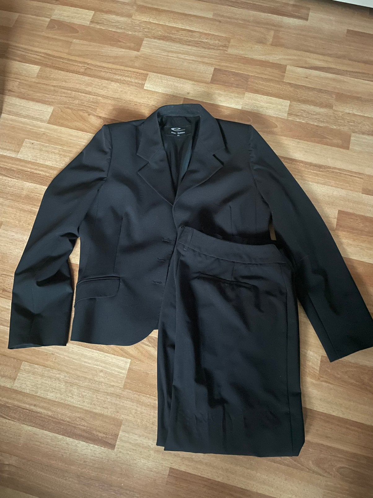 Zwart broekpak Expresso maat 44/46, Kleding | Dames, Ophalen of Verzenden, Zo goed als nieuw, Maat 42/44 (L), Zwart