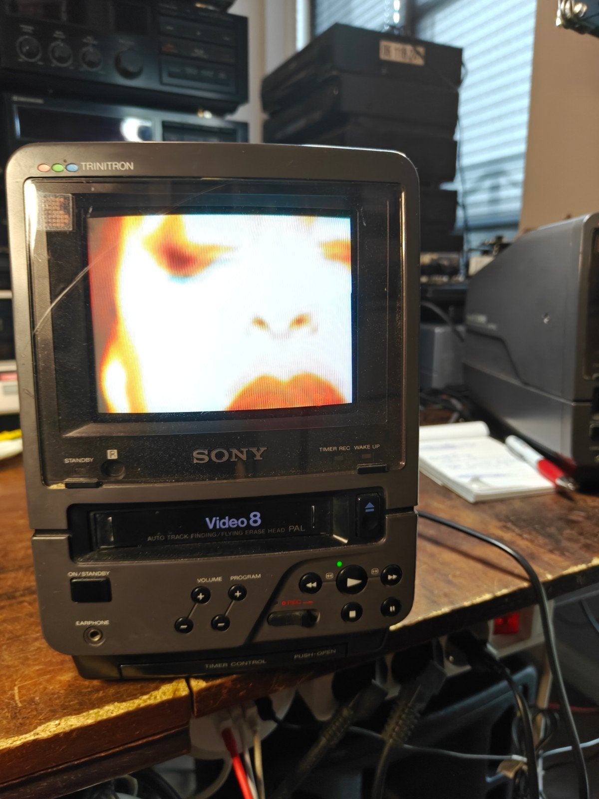 Sony EV-DT1 Video8 Videorecorder + Trinitron kleurenTV + AB, Ophalen of Verzenden